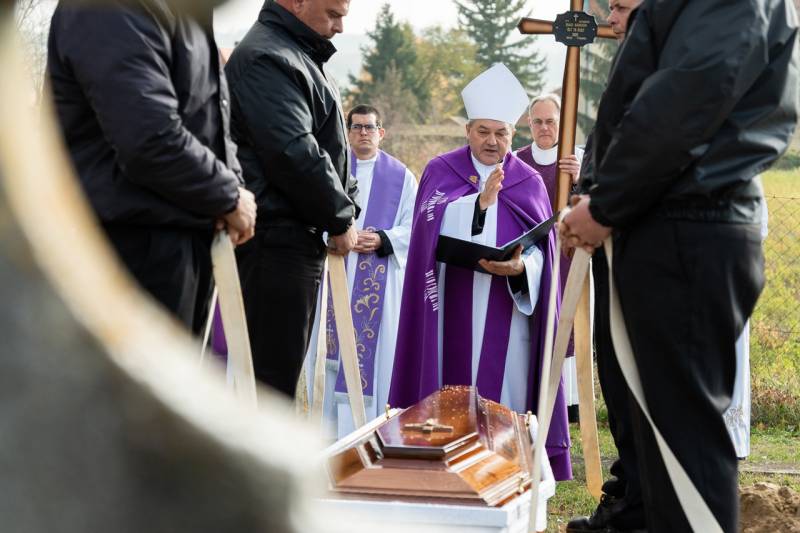 2025_11_10_bagi sandor temetes_58.jpg